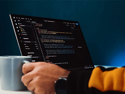 西瓜视频两步读法：先看证据够不够，再补上单位（像做读写动作）